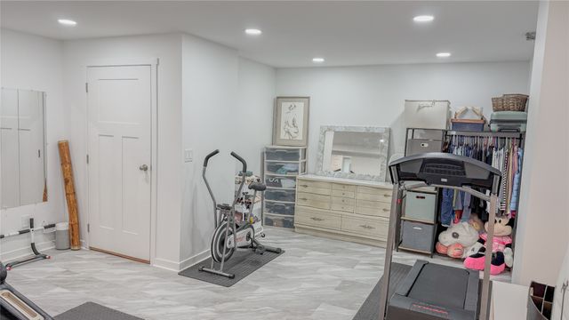 100 Dakota Circle, Waukee, IA 50263