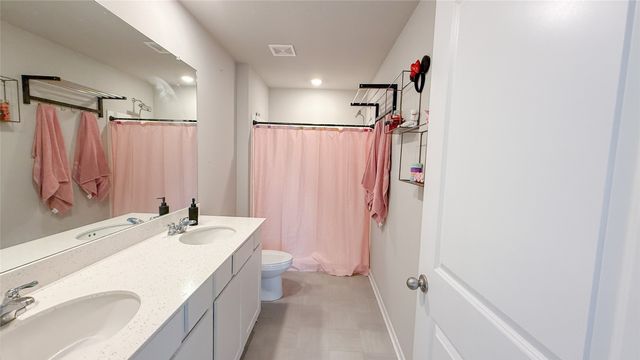 100 Dakota Circle, Waukee, IA 50263