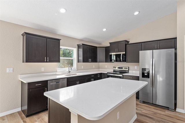 9299 W HUNTER WAY, Citrus Springs, FL 34434