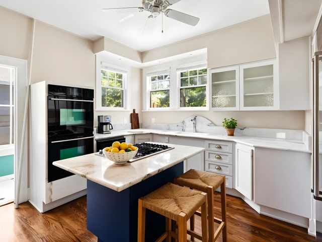 6116 Gaston Avenue, Dallas, TX 75214