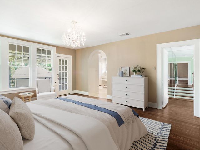 6116 Gaston Avenue, Dallas, TX 75214