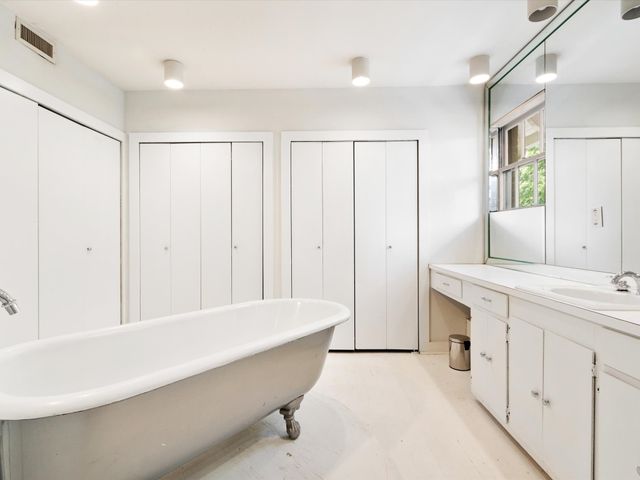 6116 Gaston Avenue, Dallas, TX 75214