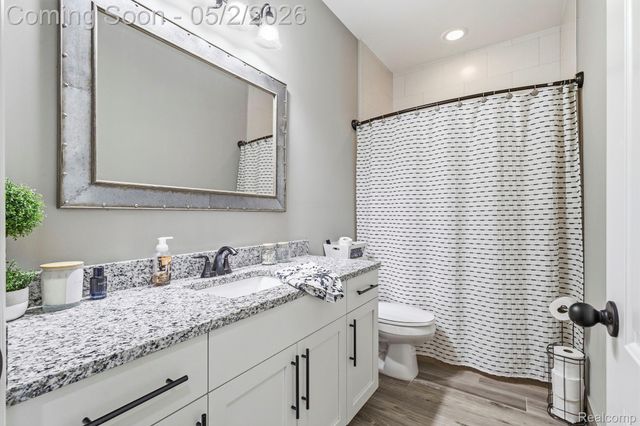 19361 Concetta Drive, Macomb Township, MI 48044