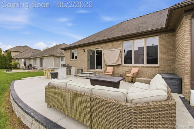 19361 Concetta Drive, Macomb Township, MI 48044