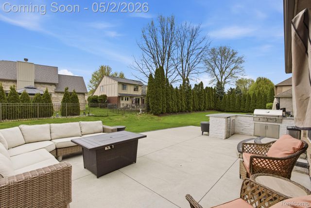 19361 Concetta Drive, Macomb Township, MI 48044