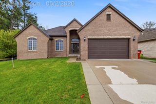 19361 Concetta Drive, Macomb Township, MI 48044