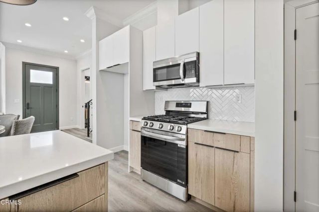 634 W Olive Avenue B, Monrovia, CA 91016