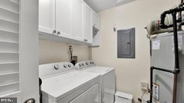 46 POWELL, Hightstown, NJ 08520