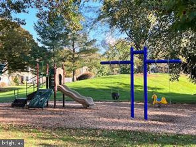 46 POWELL, Hightstown, NJ 08520