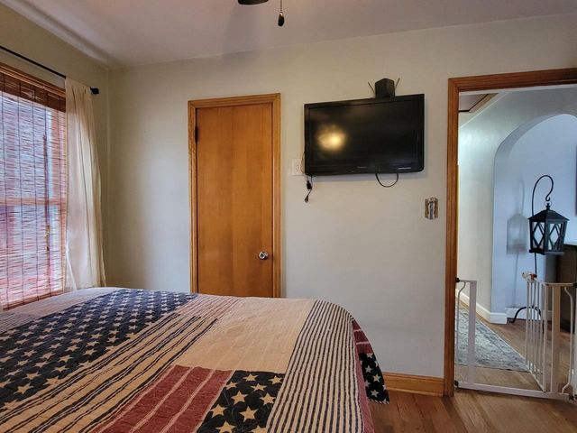 1226 S 112th STREET, West Allis, WI 53214