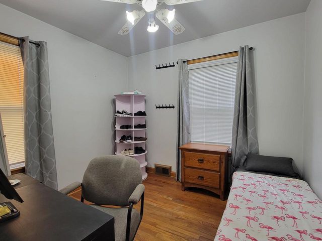 1226 S 112th STREET, West Allis, WI 53214