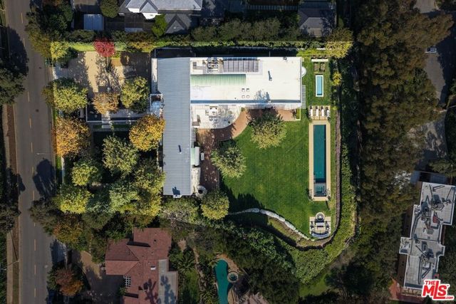 652 Chautauqua Boulevard, Pacific Palisades, CA 90272