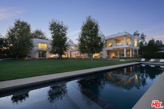 652 Chautauqua Boulevard, Pacific Palisades, CA 90272