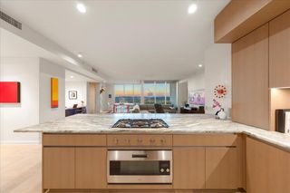 313 W 17th ST 1104, Austin, TX 78701