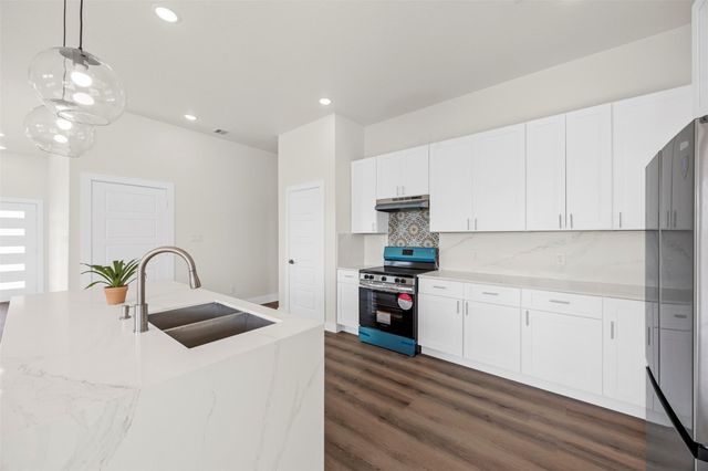 6000 Road 5503, Cleveland, TX 77327