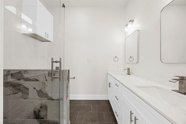 6000 Road 5503, Cleveland, TX 77327