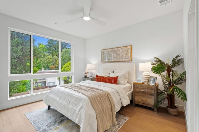 947 woodside Road, Redwood City, CA 94061