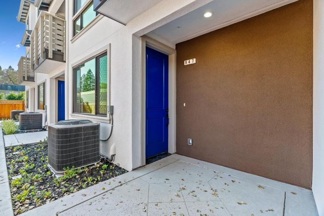 947 woodside Road, Redwood City, CA 94061