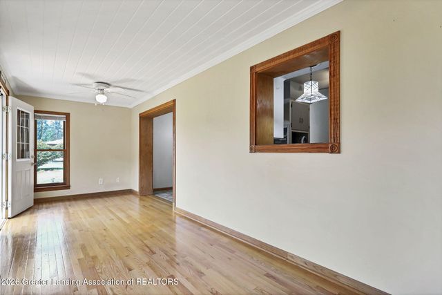 156 S Michigan Road, Eaton Rapids, MI 48827