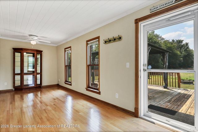 156 S Michigan Road, Eaton Rapids, MI 48827