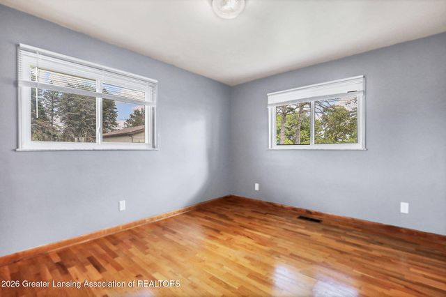 156 S Michigan Road, Eaton Rapids, MI 48827