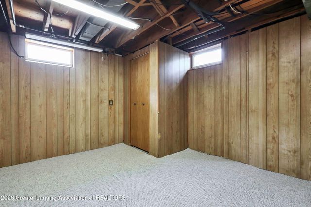 156 S Michigan Road, Eaton Rapids, MI 48827