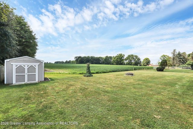 156 S Michigan Road, Eaton Rapids, MI 48827
