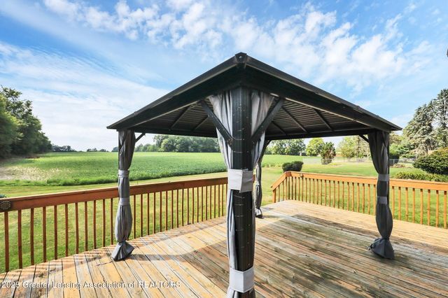 156 S Michigan Road, Eaton Rapids, MI 48827