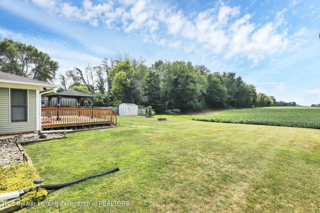 156 S Michigan Road, Eaton Rapids, MI 48827