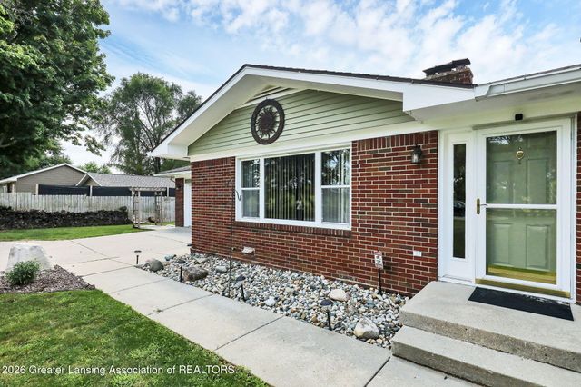 156 S Michigan Road, Eaton Rapids, MI 48827