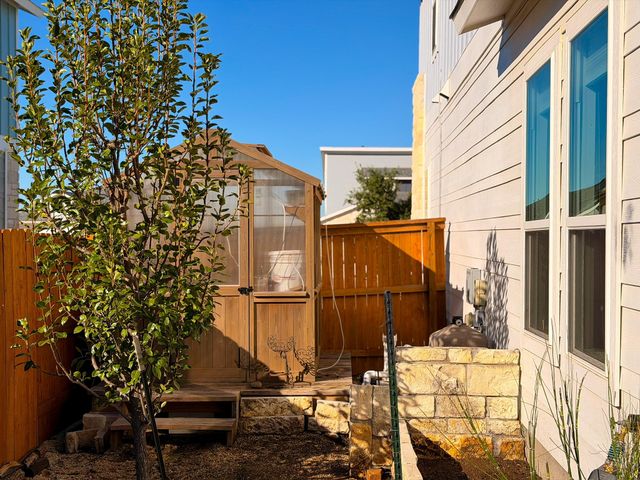 11001 Charger WAY, Austin, TX 78653