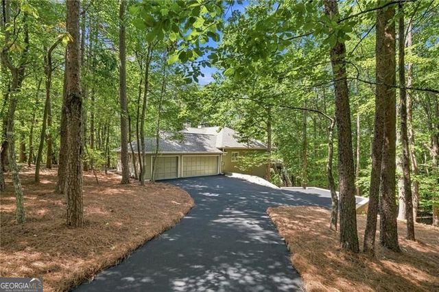 523 Cherokee Trail, Big Canoe, GA 30143