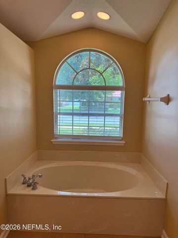 11413 JERRY ADAM Drive, Jacksonville, FL 32218