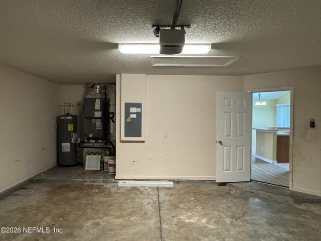 11413 JERRY ADAM Drive, Jacksonville, FL 32218