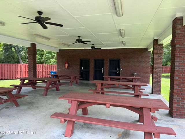 11413 JERRY ADAM Drive, Jacksonville, FL 32218