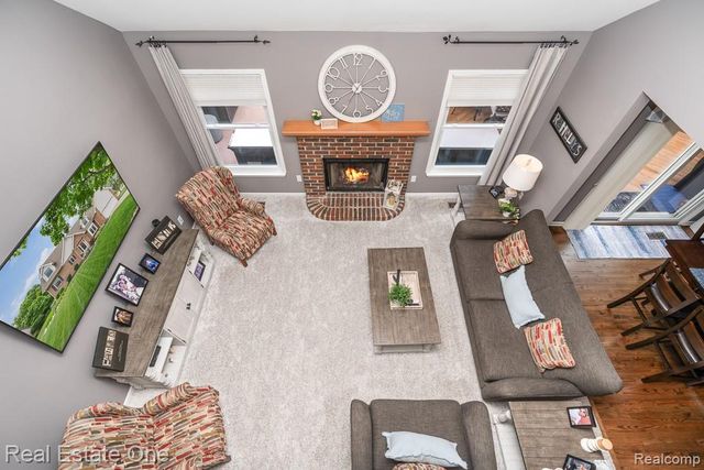 1043 Ridgeview Circle, Orion Charter Township, MI 48362