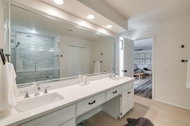 7821 W Old Hickory Lane, Oklahoma City, OK 73116