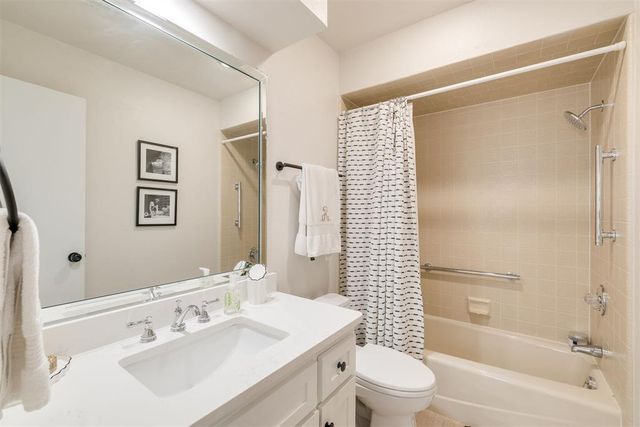7821 W Old Hickory Lane, Oklahoma City, OK 73116
