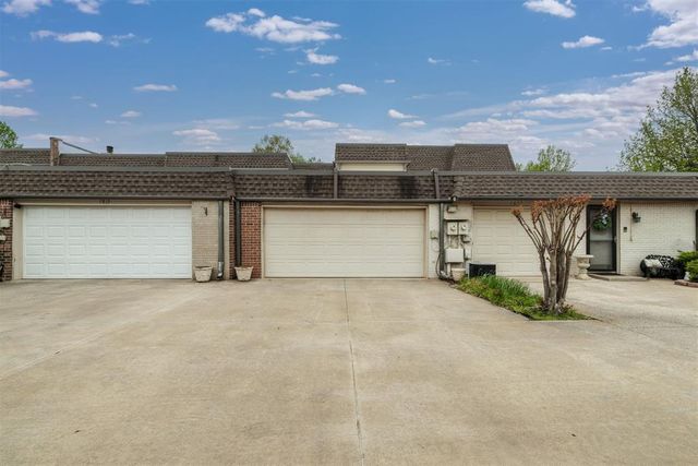 7821 W Old Hickory Lane, Oklahoma City, OK 73116