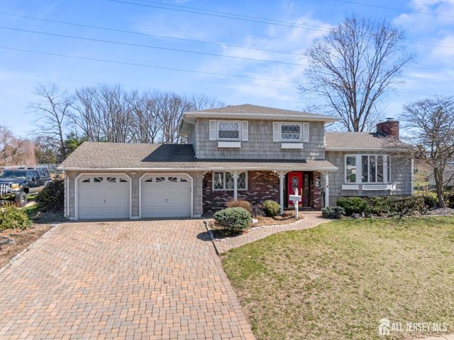 16 Wilmot Road, Sayreville, NJ 08872