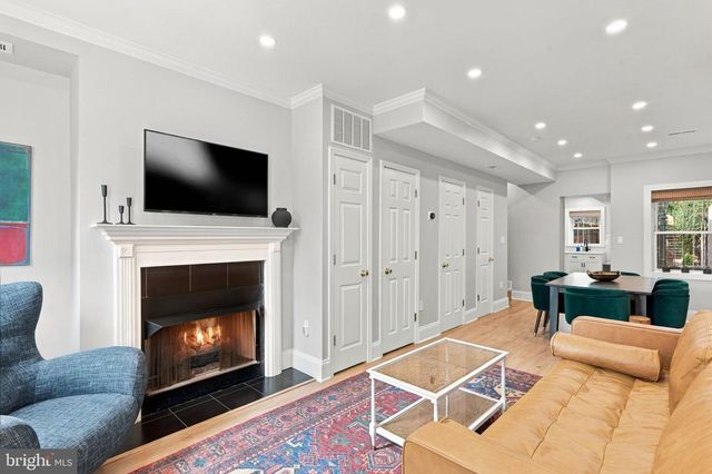 515 9TH ST SE, Washington, DC 20003