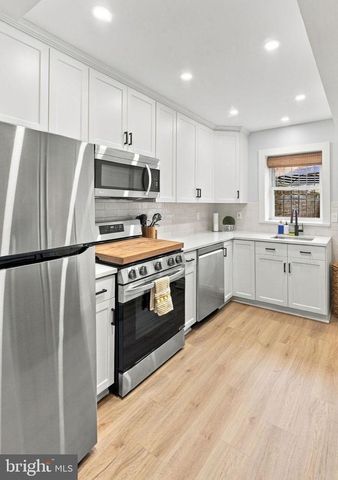 515 9TH ST SE, Washington, DC 20003