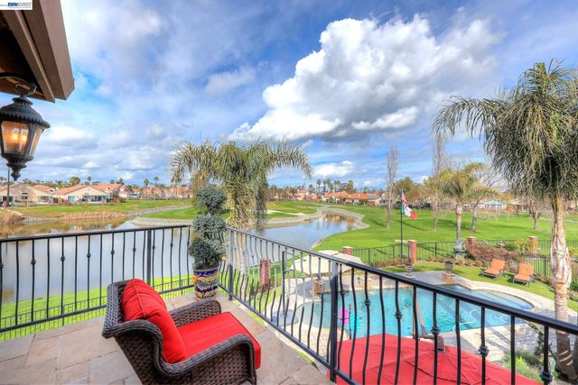 1310 Hampton Ct, Discovery Bay, CA 94505