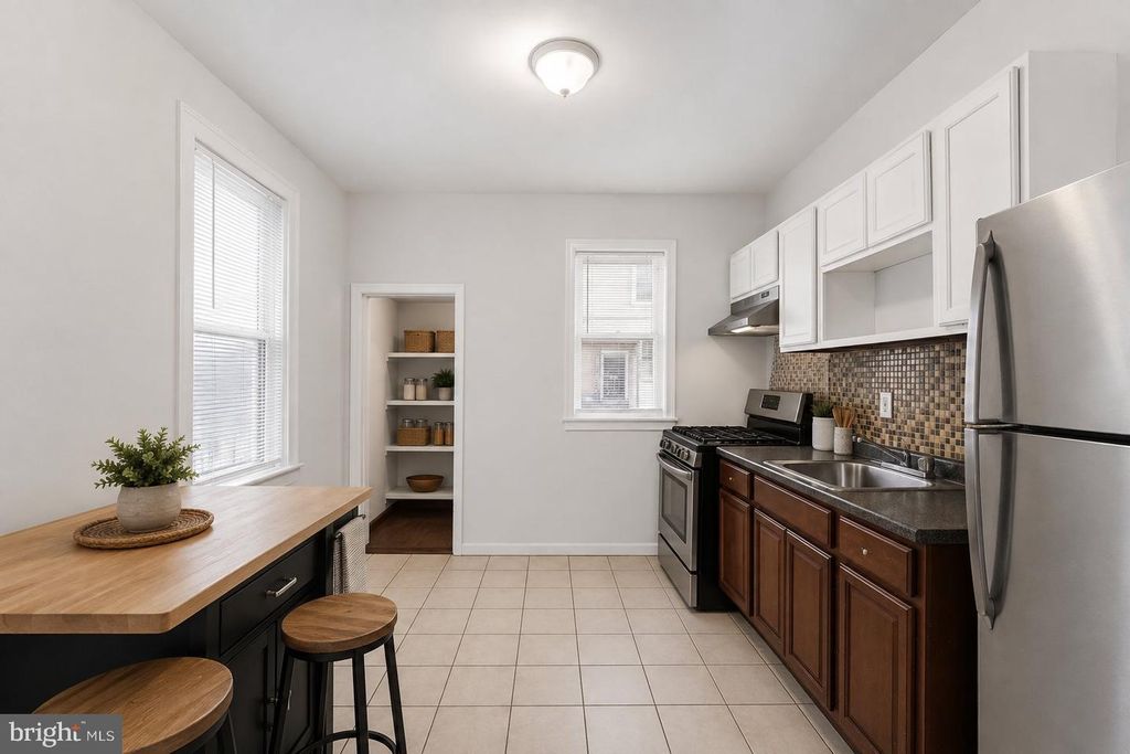 4009 BROWN ST, PHILADELPHIA, PA 19104 — exterior