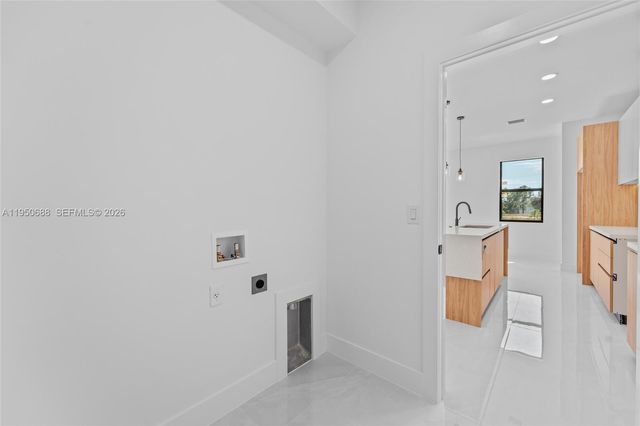 3601 28th St SW, Lehigh Acres, FL 33976