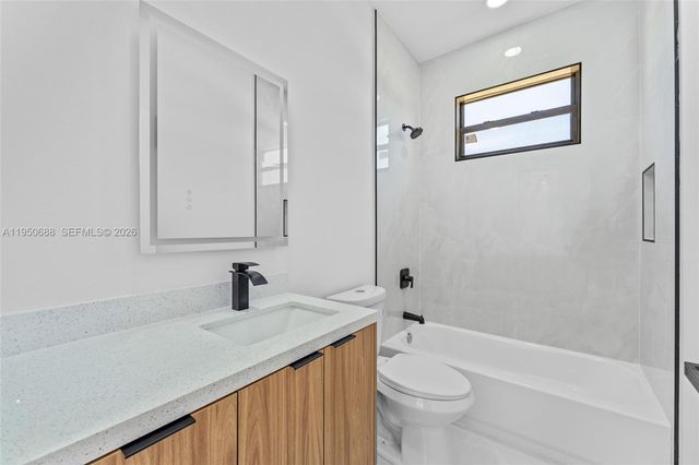 3601 28th St SW, Lehigh Acres, FL 33976