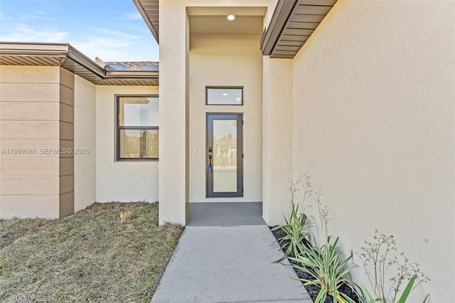 3601 28th St SW, Lehigh Acres, FL 33976