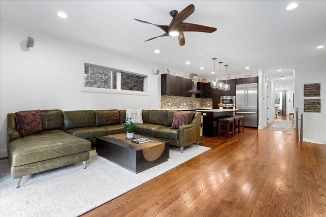 1515 N Mohawk Street 1, Chicago, IL 60610