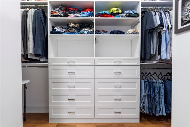 1515 N Mohawk Street 1, Chicago, IL 60610