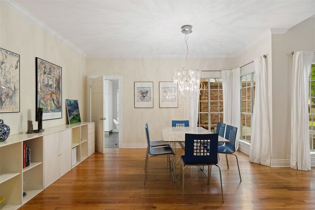 10038 Circleview DR, Austin, TX 78733